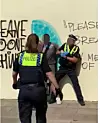 Video Jugendlicher wird festgenommen