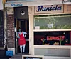 Die „Daniela-Bar“ im April 2020. Die bekannte Bar musste coronabedingt schließen.