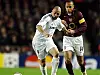 Stümerlegenden im Zweikampf: Ronaldo gegen Thierry Henry (r.).