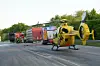 Der Rettungshubschrauber „Christoph Hansa“ am Unfallort in Trittau.