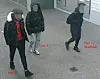 Die drei bislang unbekannten Täter.