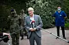 Peter Tschentscher (SPD) am Mittwoch vor dem Seniorenpflegedomizil Haus Alstertal.