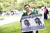 Janet Bernhardt, erste Vorsitzende des Hamburger Tierschutzvereins, bei der Demo im Stadtpark.