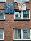 Anwohner in der Sternschanze machen mit Plakaten auf ihren Unmut aufmerksam.
