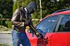 Der Autoknacker konnte schnell von der Polizei gefasst werden. (Symbolbild)