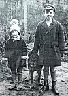 Glückliche Kindheit in Wilhelmsburg: Hans Leipelt und seine Schwester Maria.