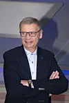 Günther Jauch moderiert seit Ende der 80er im deutschen Fernsehen.