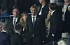 Nick Woltemade auf der Tribüne in Newcastle