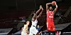 JaJuan Johnson (r.) und die Bayern hatten gegen die Towers meist die Lufthoheit.