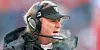 Jon Gruden, Cheftrainer der Las Vegas Raiders, wurde wegen Corona-Verstößen mit einer Geldstrafe von 100.00 US-Dollar belegt.