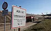 Ein Fahrzeug fährt zur Baustelle der Autobahn A26 neben der Autobahn A7 im Hamburger Hafen. (Archivbild von 2023)