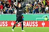 Florian Stritzel hebt die Arme