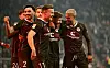 St. Pauli-Profis Jubeln am Millerntor