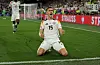 Nico Schlotterbeck jubelt im DFB-Trikot
