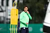Aua! Max Kruse verletzte sich im Training des VfL Wolfsburg.