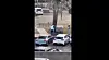 Ein Video soll den mutigen Einsatz eines Passanten zeigen.