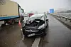 Auf der A1 bei Barsbüttel verunglückte ein Opel. Der Fahrer wurde verletzt und vor Ort von einem Notarzt behandelt.
