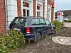 Betrunkener fährt mit Auto in Tostedt gegen eine Apotheke – danach flüchtet er zu Fuß