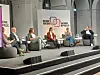 Talkrunde bei der DOSB-Veranstaltung in der Handelskammer. Als Gäste waren dort v.l.n.r. Boris Schmidt (Vorsitzender TSG Bergedorf), Mareike Miller (Paralympics-Siegerin), Katharina von Kondolitsch (HSB), Ingrid Unkelbach (Leiterin des Olympia-Stützpunkt HH) und Stephan Brause (DOSB)