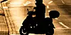 Die Polizei stoppte zwei Rollerfahrer. Einer war betrunken der andere bekifft. (Symbolfoto)