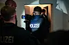 Bundespolizisten bei einer Hausdurchsuchung (Symbolbild).