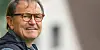 Ewald Lienen steht den hohen Summen im Profifußball skeptisch gegenüber.