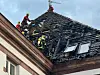 Der Dachstuhl der Schule wurde durch die Flammen zerstört.