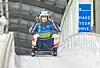 Madeleine Egle auf dem Schlitten