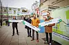 Stellten die neuen U5-Namen in Steilshoop vor. Gesamtprojektleiter Klaus Uphoff, Hochbahn-Chef Henrik Falk, Verkehrssenator Anjes Tjarks (Grüne) und David Claus von der Bürgerbeteiligung (v.l.n.r.).