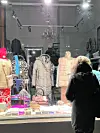 Für Mode, Schuhe und Accessoires mit individueller Beratung ist „Tranzform“ in der Gertigstraße 10 eine gute Adresse.