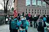 Am Dienstagmorgen trafen sich Schüler vor dem EWG zu einer Kundgebung gegen Rechts.