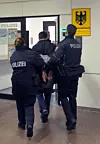 Bundespolizisten nahmen den Schwarzfahrer fest. (Symbolfoto)