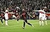 Jonathan Tah schreit und jubelt mit ausgestreckten Armen nach seinem Siegtreffer.