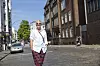 Liebt den Kiez, ist aber auch kritisch: „Stadtteilkümmerin“ Julia Staron (52) auf der Davidstraße.