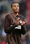 Morgan Guilavogui klatscht in die Hände.