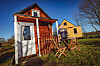 Oliver Victor vor seinem Tiny House