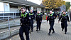 Die Polizei rückte mit einem Großaufgebot zu der Massenschlägerei aus, die bei einem Fußballspiel ausgebrochen war.