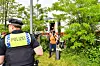 Polizei und Feuerwehr waren im Einsatz, um die rund 400 Fahrgäste aus dem Zug zu evakuieren.