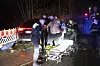 Rettungskräfte helfen dem schwer verletzten Mann in Tonndorf