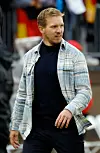 Julian Nagelsmann im Holzfällerhemd.