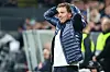 Julian Nagelsmann schlägt die Hände über den Kopf.