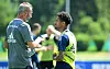 Tim Walter (l.) und Jeremy Dudziak kommunizieren im HSV-Trainingslager viel miteinander.