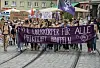 Frauen demonstrieren für Gleichberechtigung.