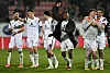 Adam Dzwigala jubelt mit seinen Teamkollegen vom FC St. Pauli