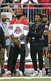 LeBron James mit seinem Sohn Bronny, dessen Herz am Montag stillstand.