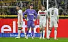Hauke Wahl, Nikola Vasilj, Eric Smith und James Sands nach dem Spiel in Dortmund