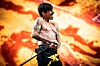 Sänger Anthony Kiedis (59) auf der Bühne im Volksparkstadion.