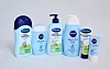 Babypflege-Produkte von Nivea und Bübchen in ähnlichen blauen Verpackungen