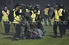 Massenpanik Fußballstadion Indonesien