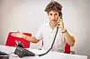 Joshua Vogler am Telefon